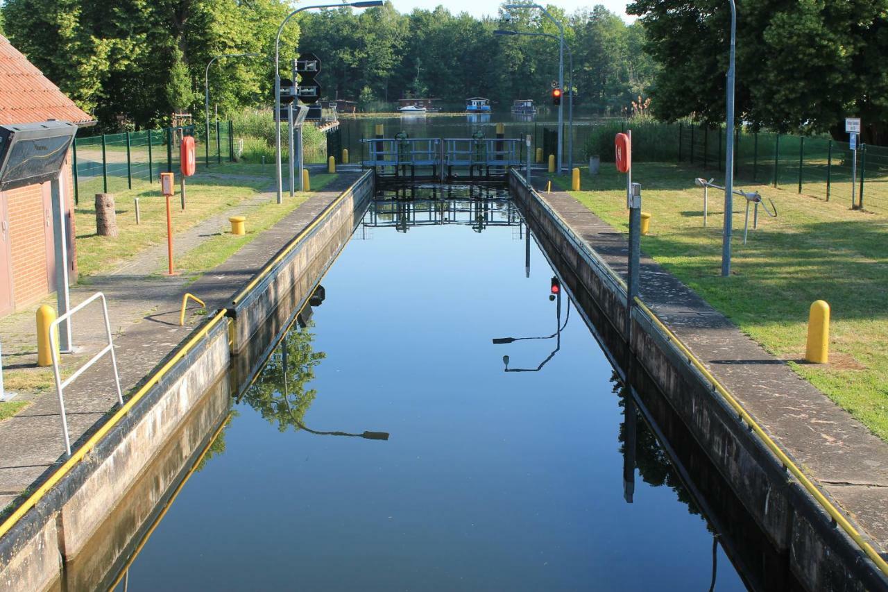 Ferienappartements Am See Schorfheide Kültér fotó