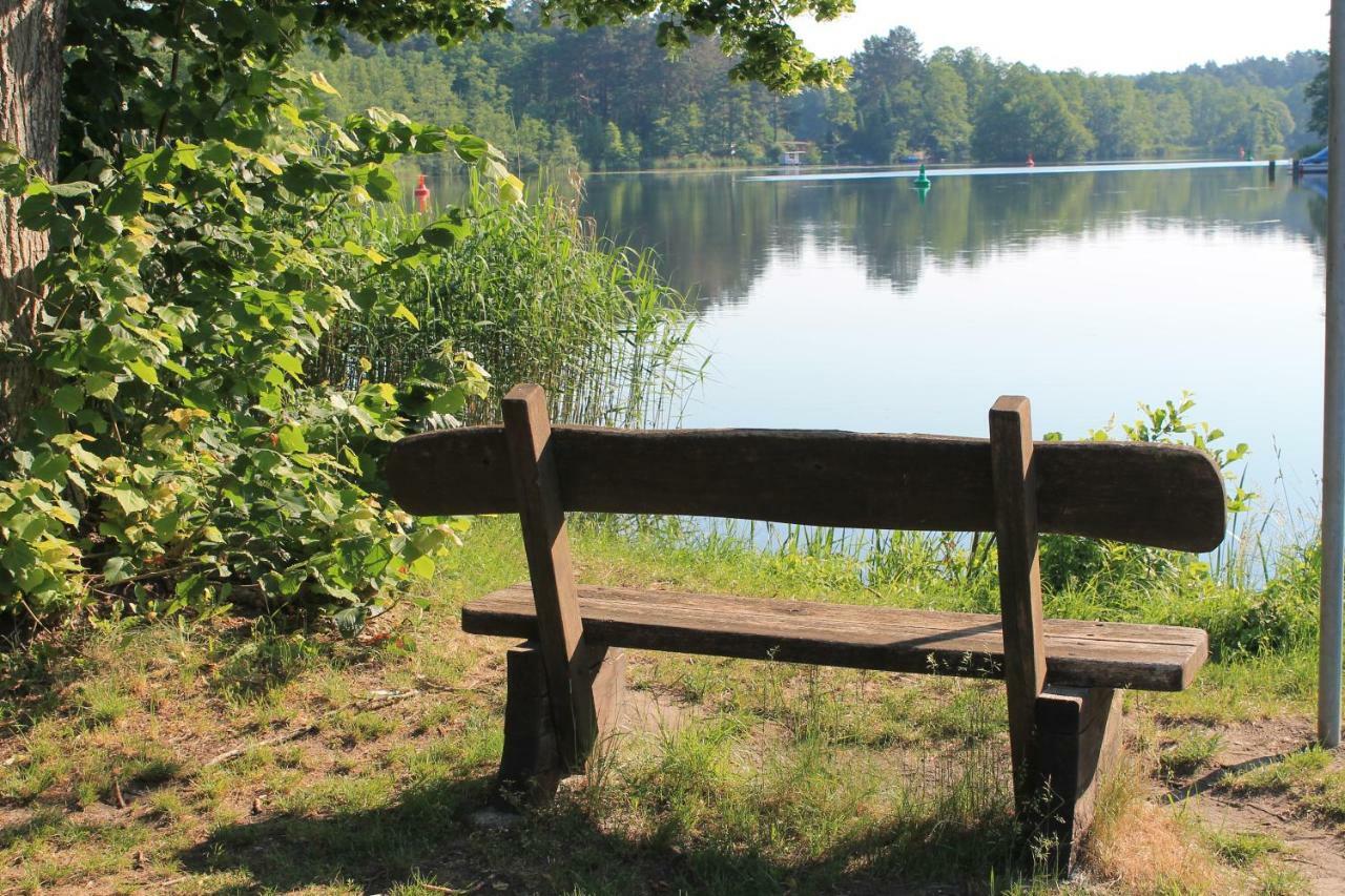 Ferienappartements Am See Schorfheide Kültér fotó